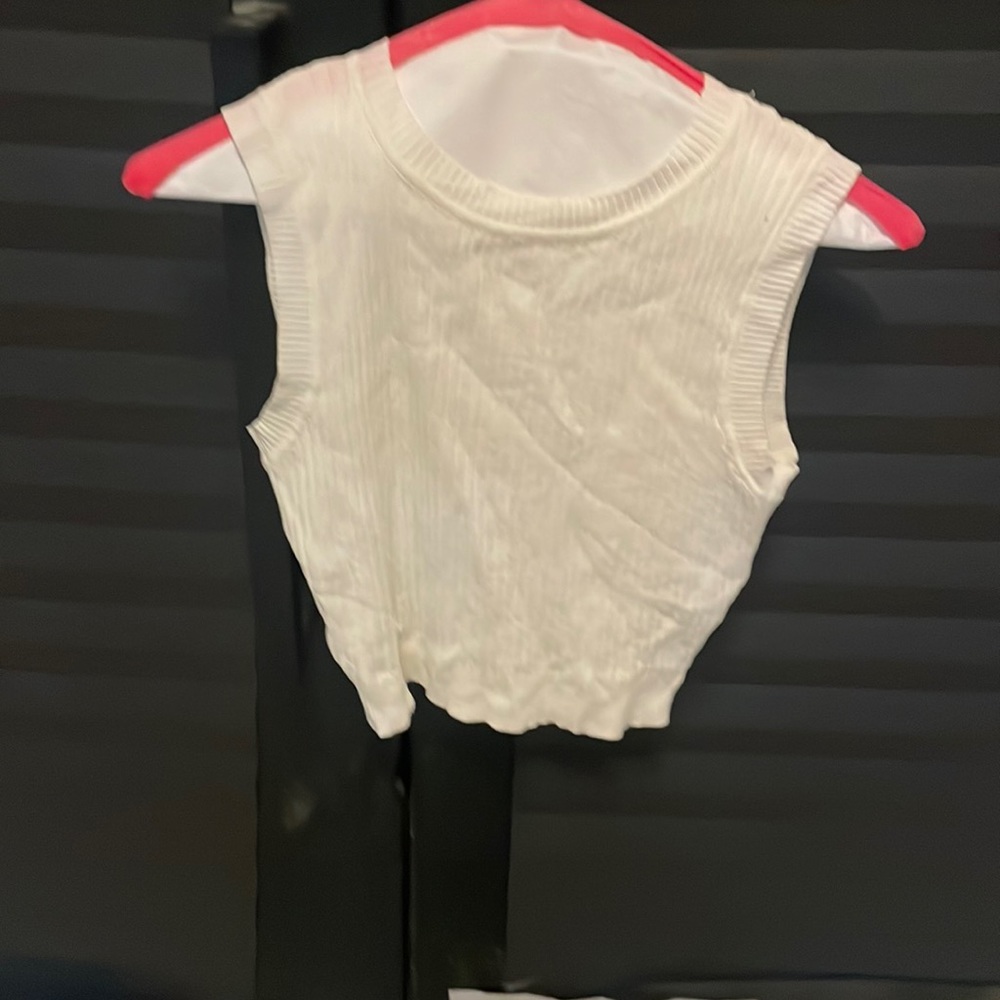 Altar’d State, sleeveless, cream top, ribbed, size small